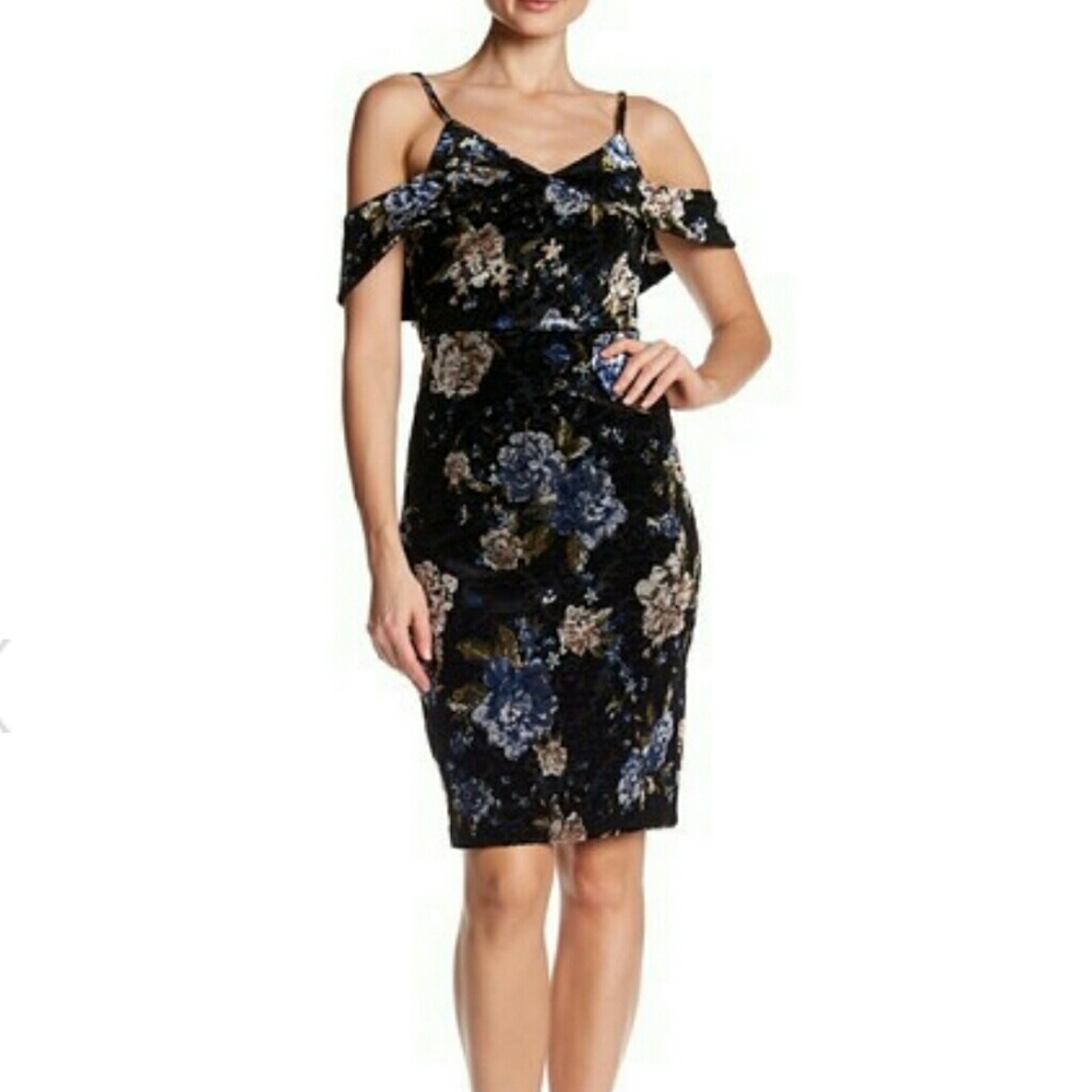 Floral cold shoulder dress NWT size medium